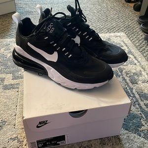 Nike Air Max 270 React